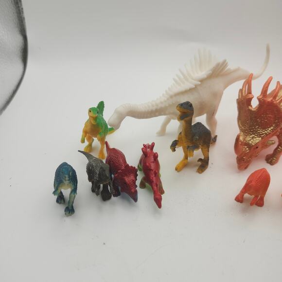 Lot of 13 Dinosaur Figures Mixed Species Plastic Toys Large & Mini Colorful Set - Picture 2 of 10